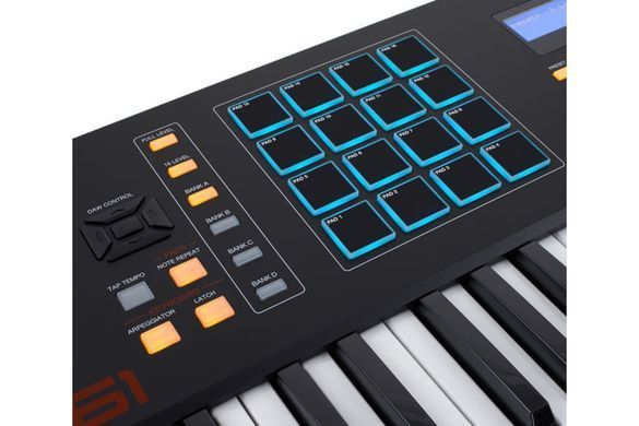 MIDI-клавиатура AKAI MPK 261