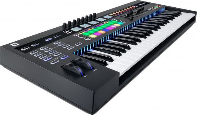 MIDI-клавіатура Novation 61SL MkIII