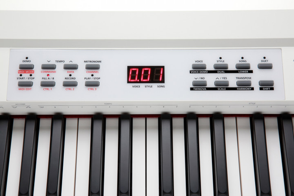 Цифрове піаніно Kurzweil KA-90 WH (стійка, 3 педалі, пюпітр, блок живлення)